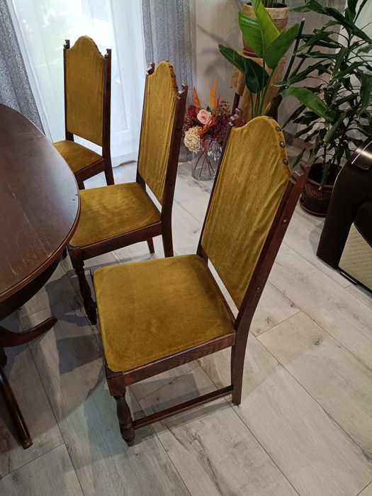 Stół rozkładany+krzesła do renowacji za symboliczną cenę