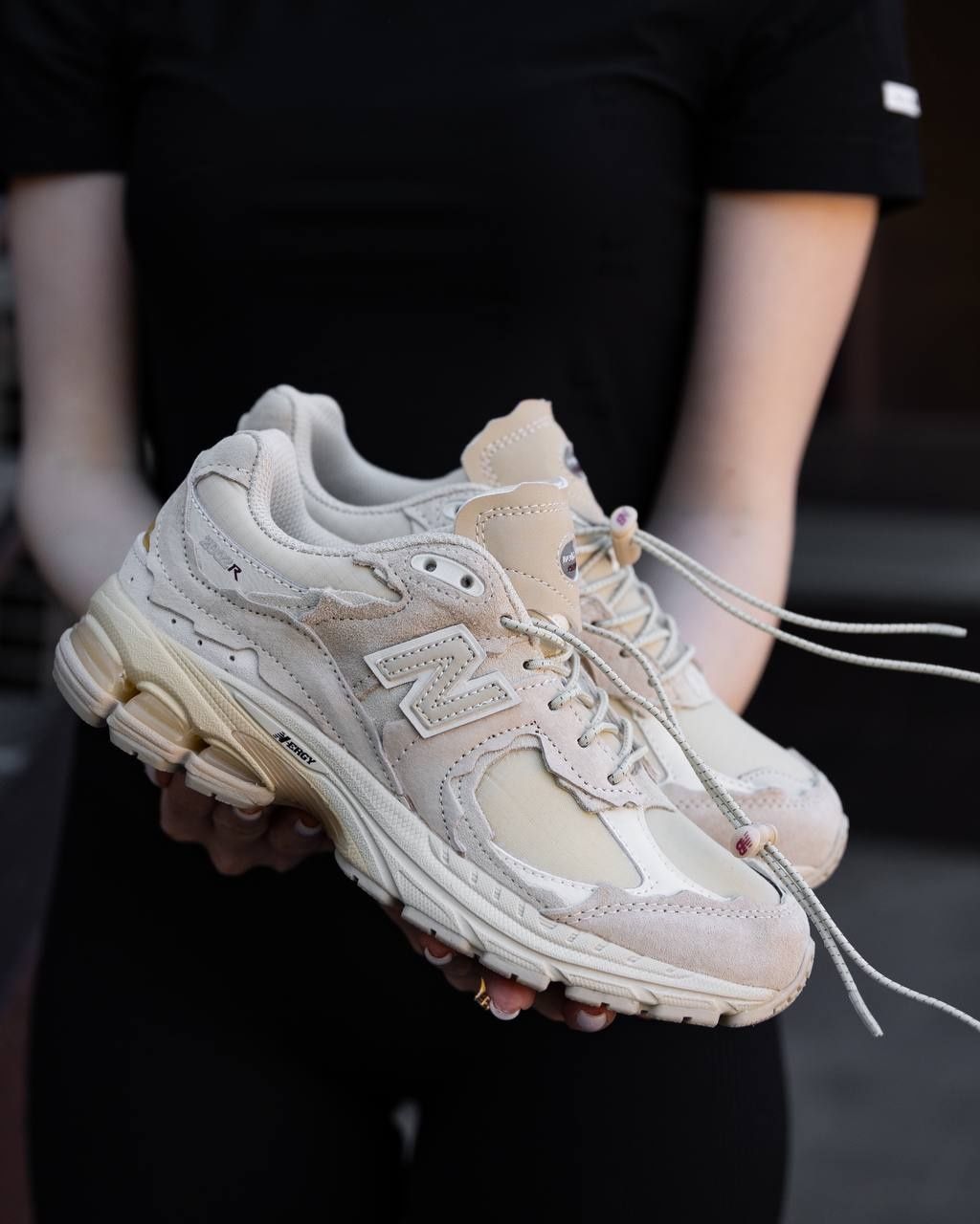 Женские кросовки New Balance діночі бежеві кросівки демі літо