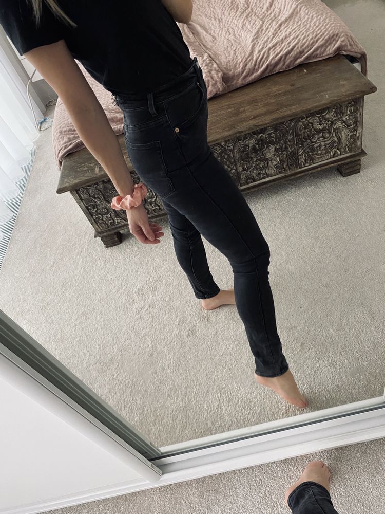 Czarne dżinsy vintage Straight High Jeans rozmiar M H&M