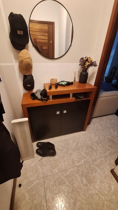 Sapateira/ cómoda madeira maciça