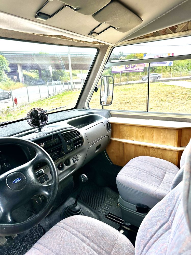 Autocaravana ford