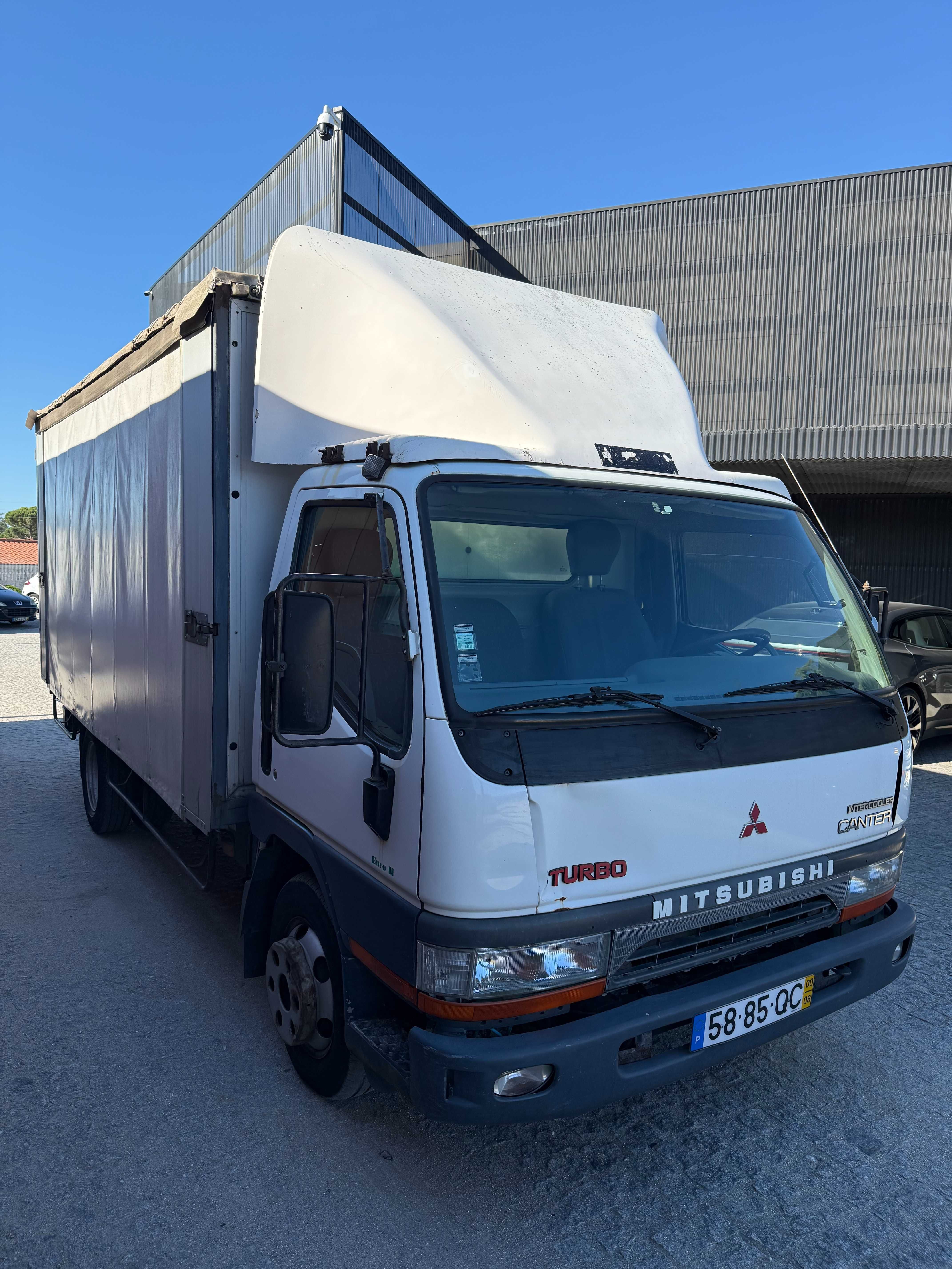 Carrinha Mitsubishi Canter 3.9CC ligeira