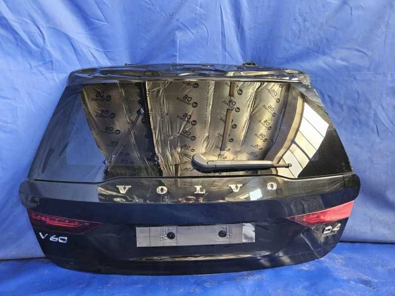 Volvo V60 II Кришка багажника