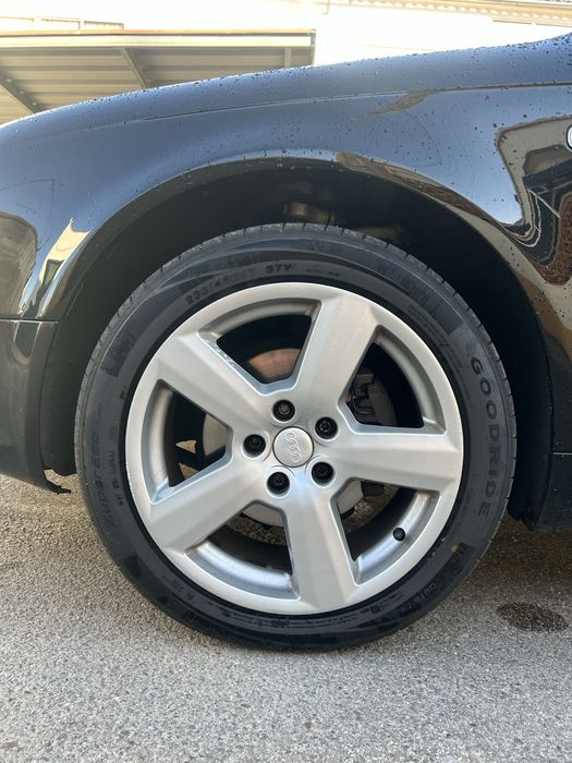 Audi 04 2006.