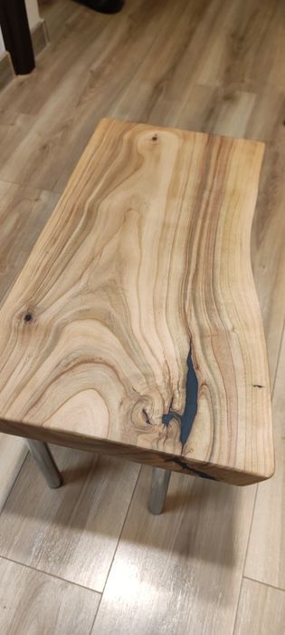 Stolik kawowy drewniany trześniowy olejowany blat