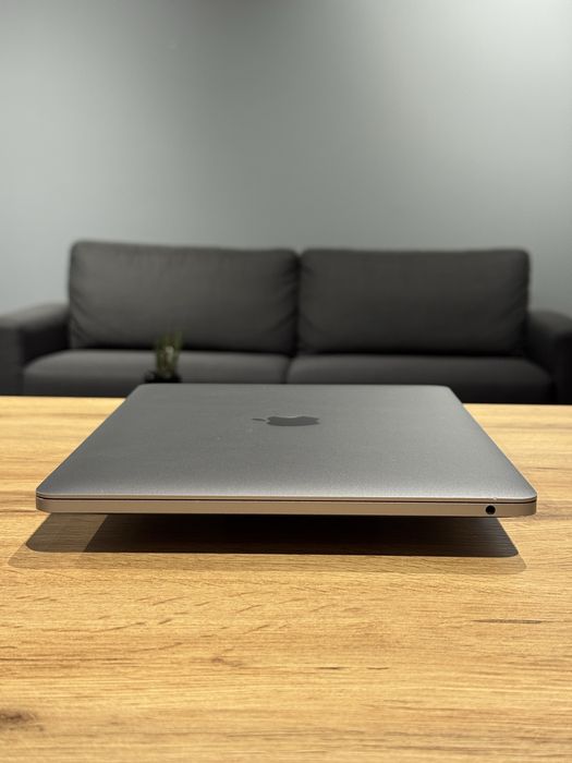 Macbook pro 13 2020 m1 8/256gb !! Гарантія 30 днів !!