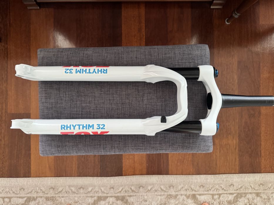 FOX RHYTHM 32 FLOAT 29 100 amortyzator BOOST MTB XC rock shox manetka