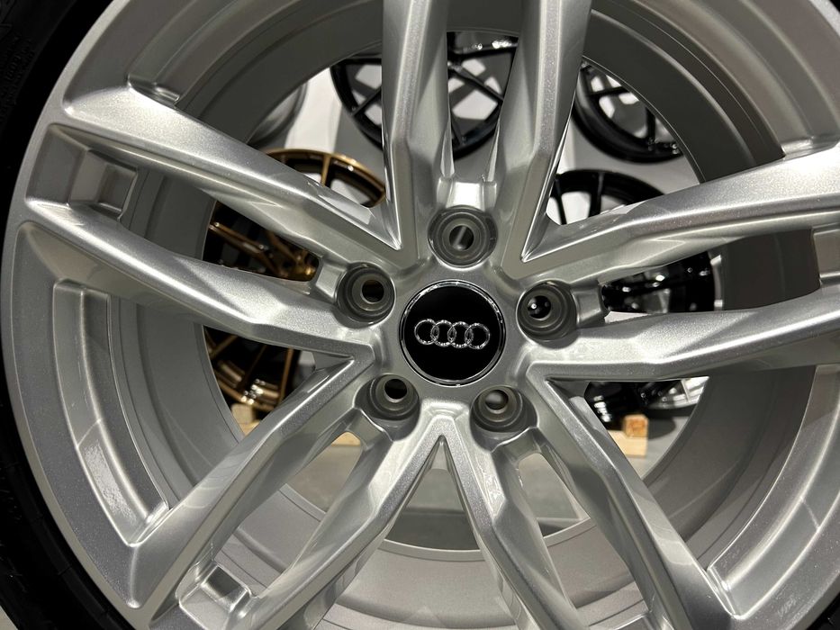 Oryginalne koła zimowe 18 5x112 Audi A4 B9 B8 245/40R18 Pirelli