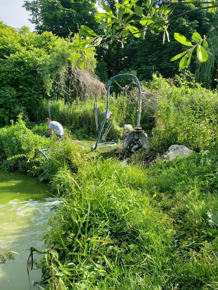 Скважина Луцьк, ручні колонки, скважина Ківерці  Колки Вода