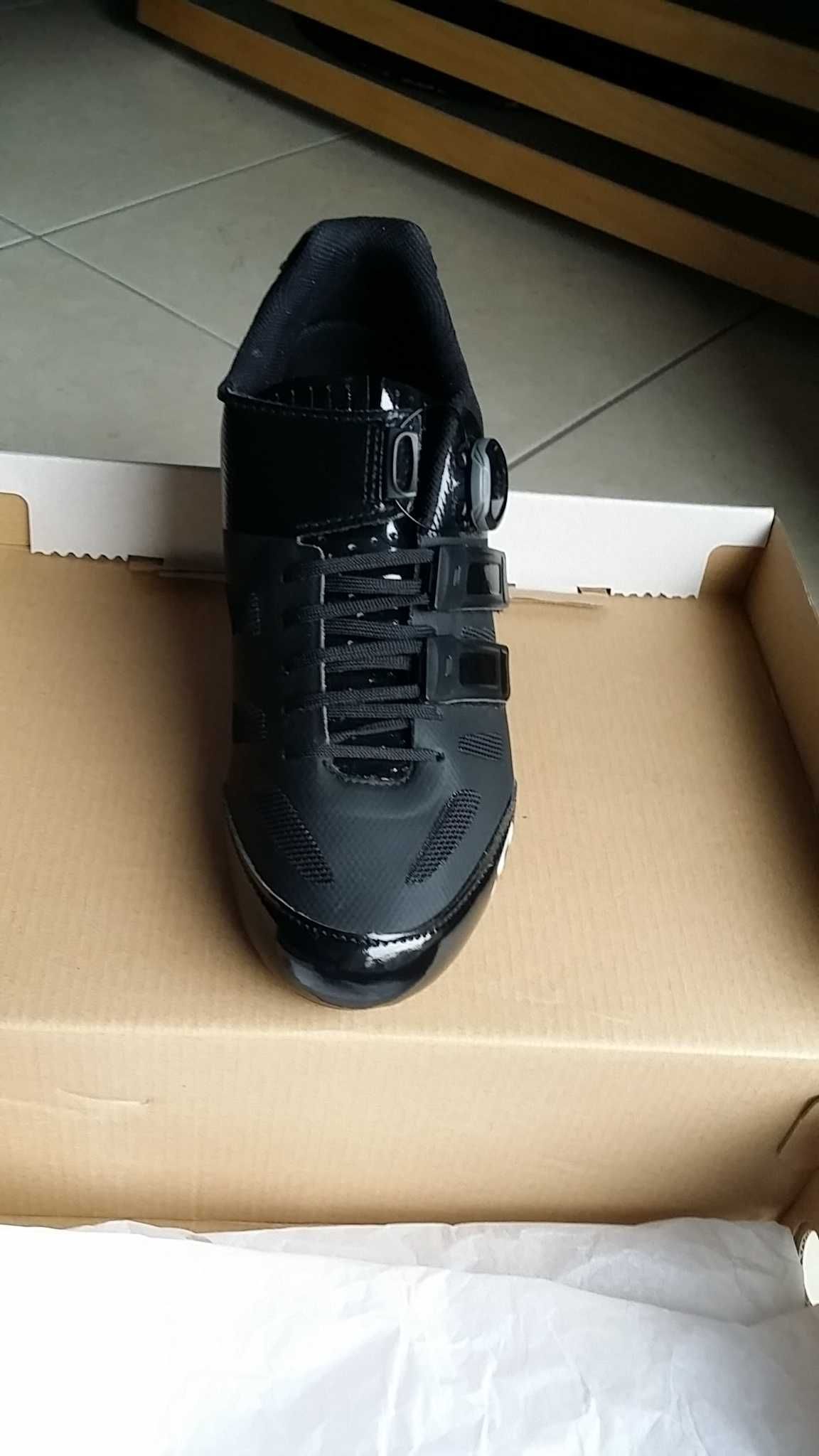 Giro Sentrie Techlace sapatos ciclismo estrada 42 preto boa novo