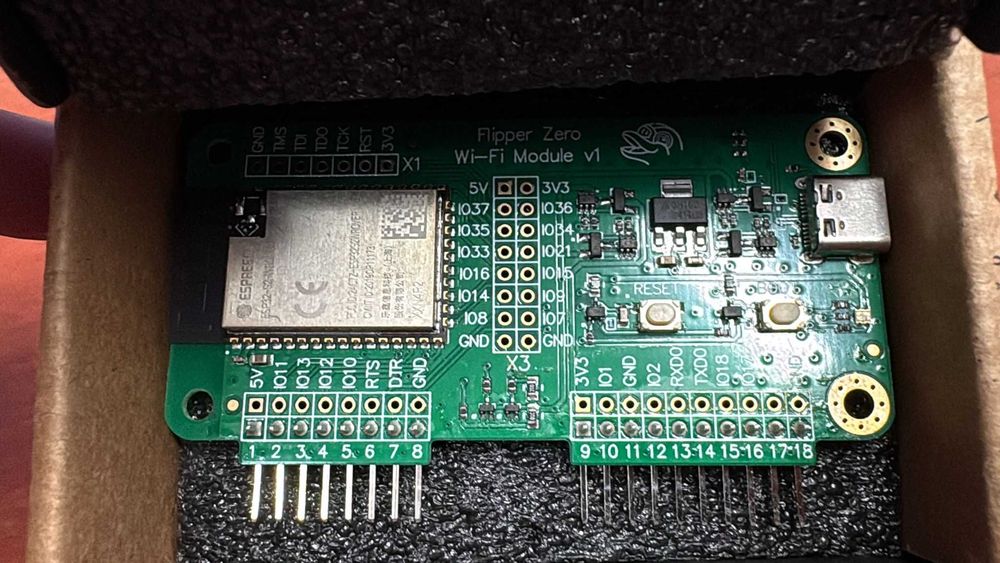 Flipper Zero  (Ethical Hacking)