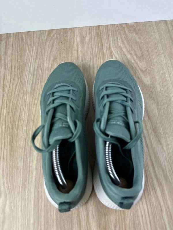 Sneakersy Skechers rozmiar 40