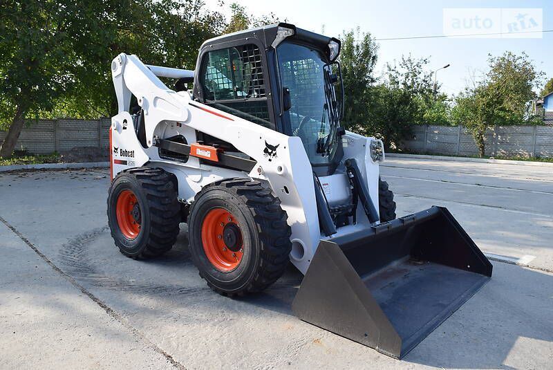 Послуги БОБКАТ (bobcat) та Зіла самоскид