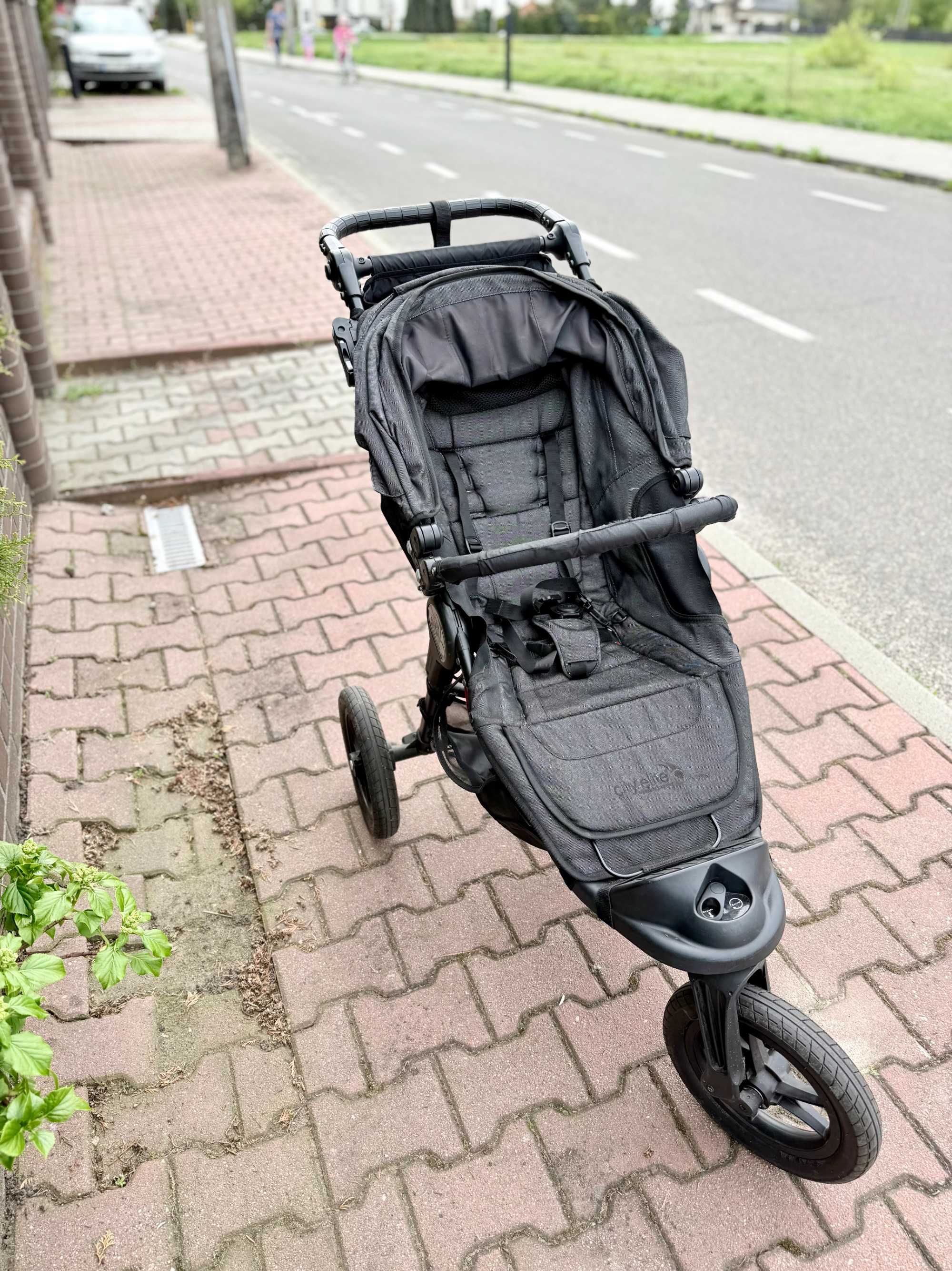 Wózek spacerowy Baby Jogger City Elite w bardzo dobrym stanie.