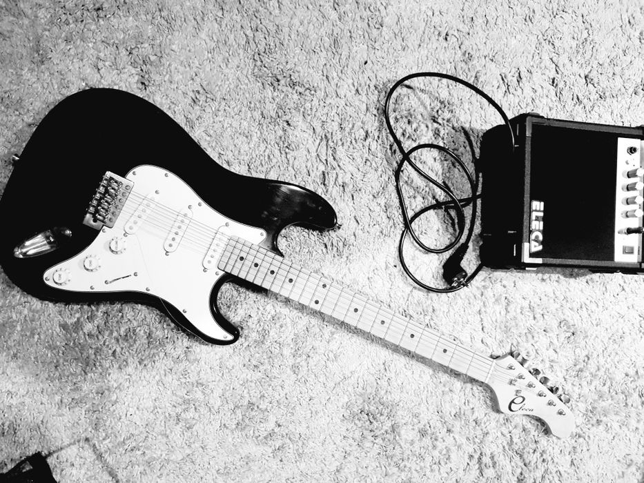 Gitara elektryczna Eleca zestaw do grania
