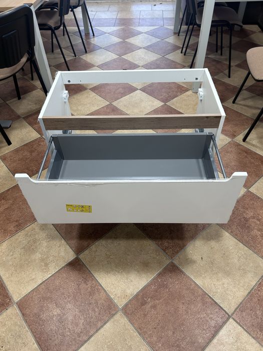 Szafka pod umywalkę