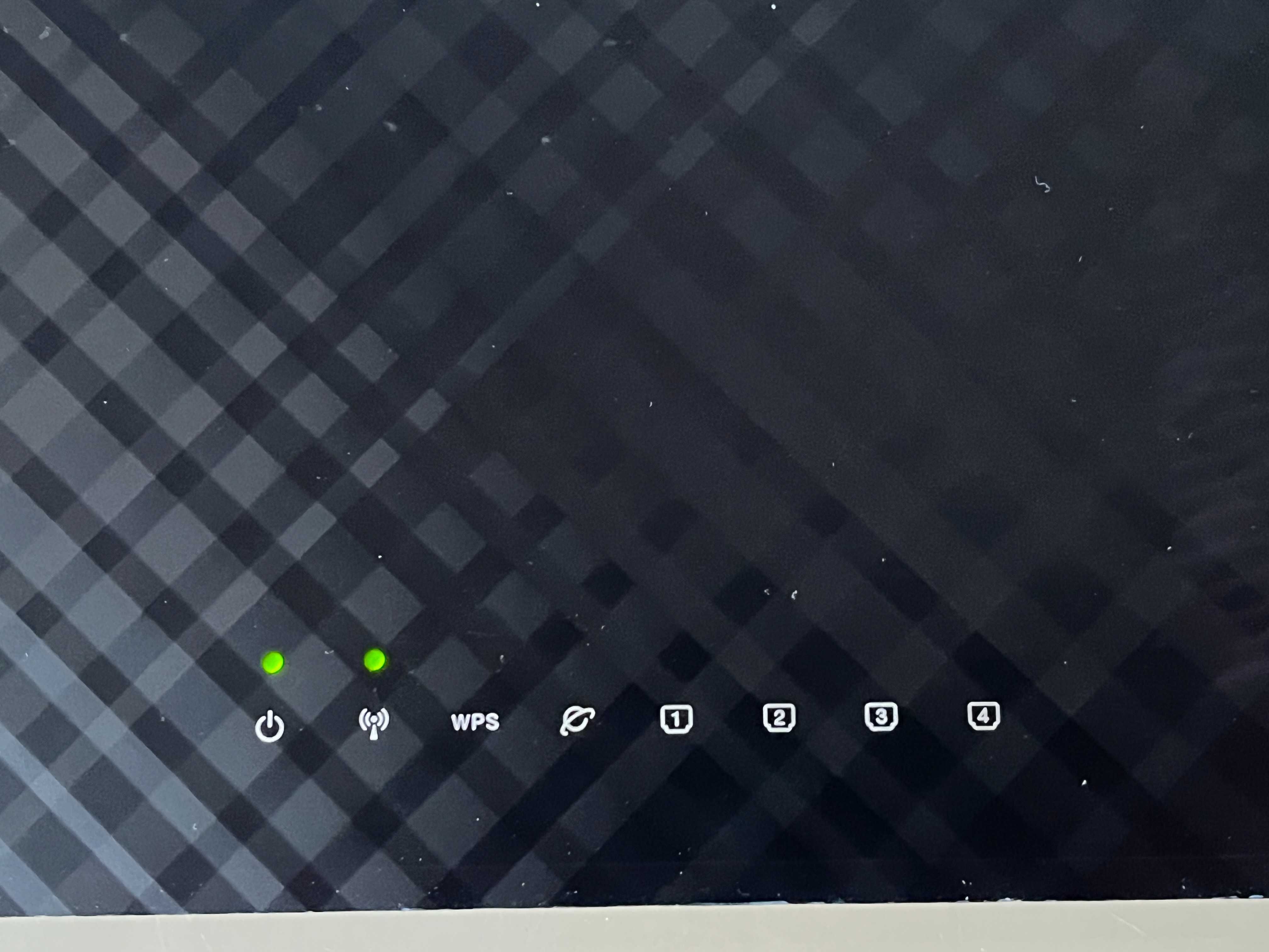 Wi-Fi роутер Asus RT-N12LX и TP-LINK TL-WR840N