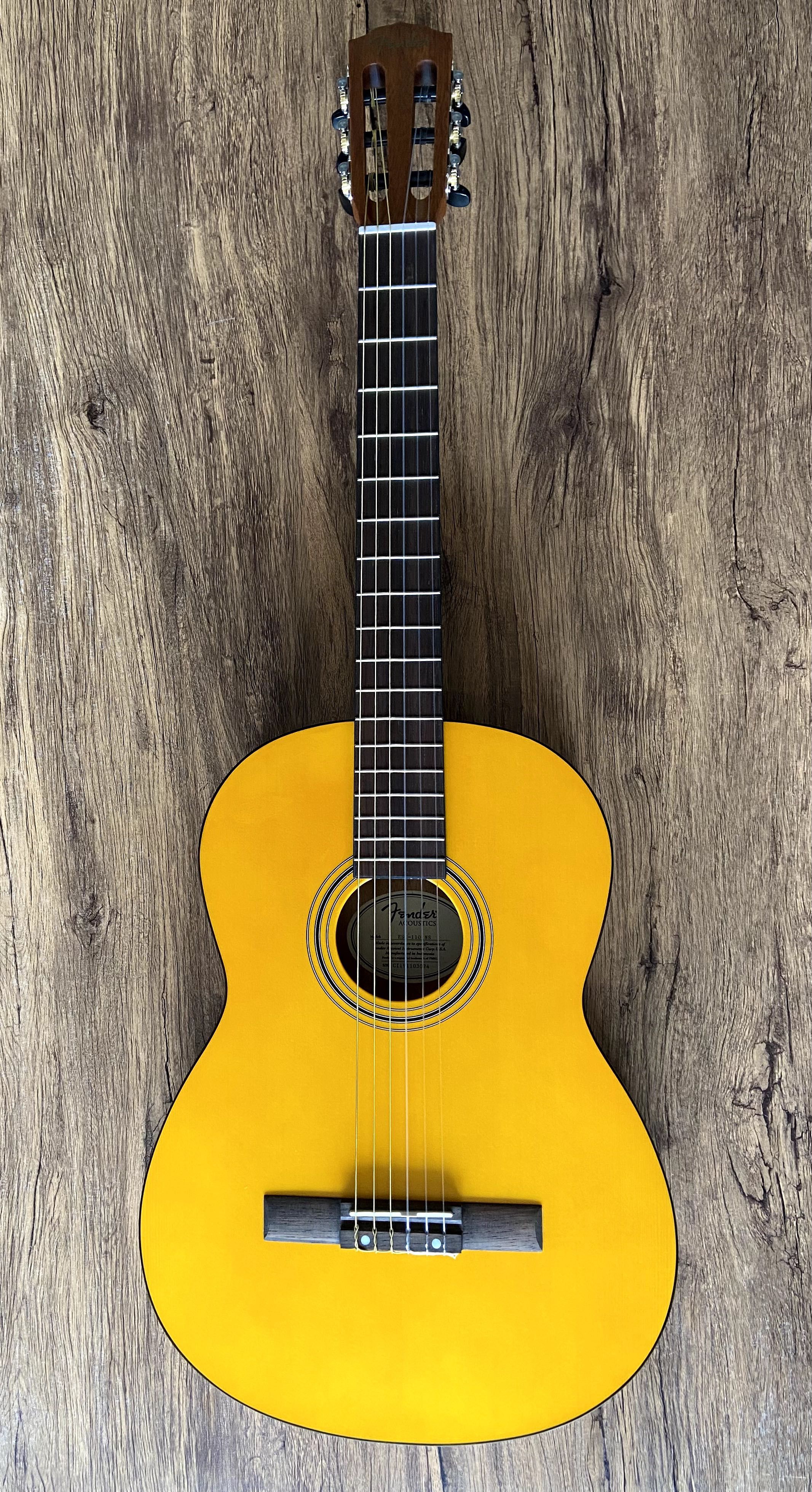 Fender ESC-110 NA 4/4  nowe klucze i pokrowiec Ortega JAK NOWA