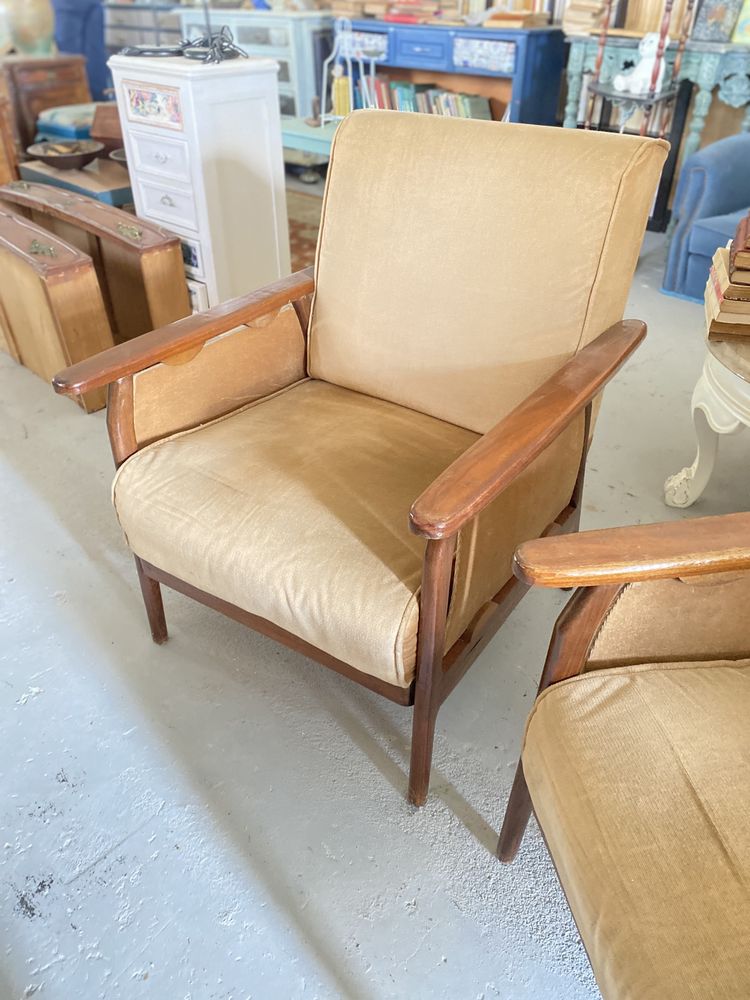 Sofas escandinavos em veludo beje