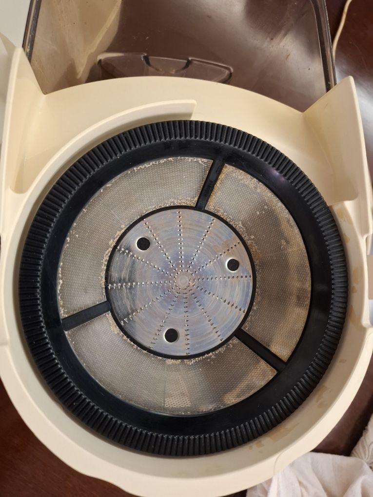 Centrifugadora para sumos. Moulinex