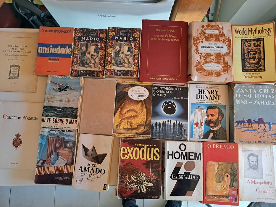 Livros de vários autores