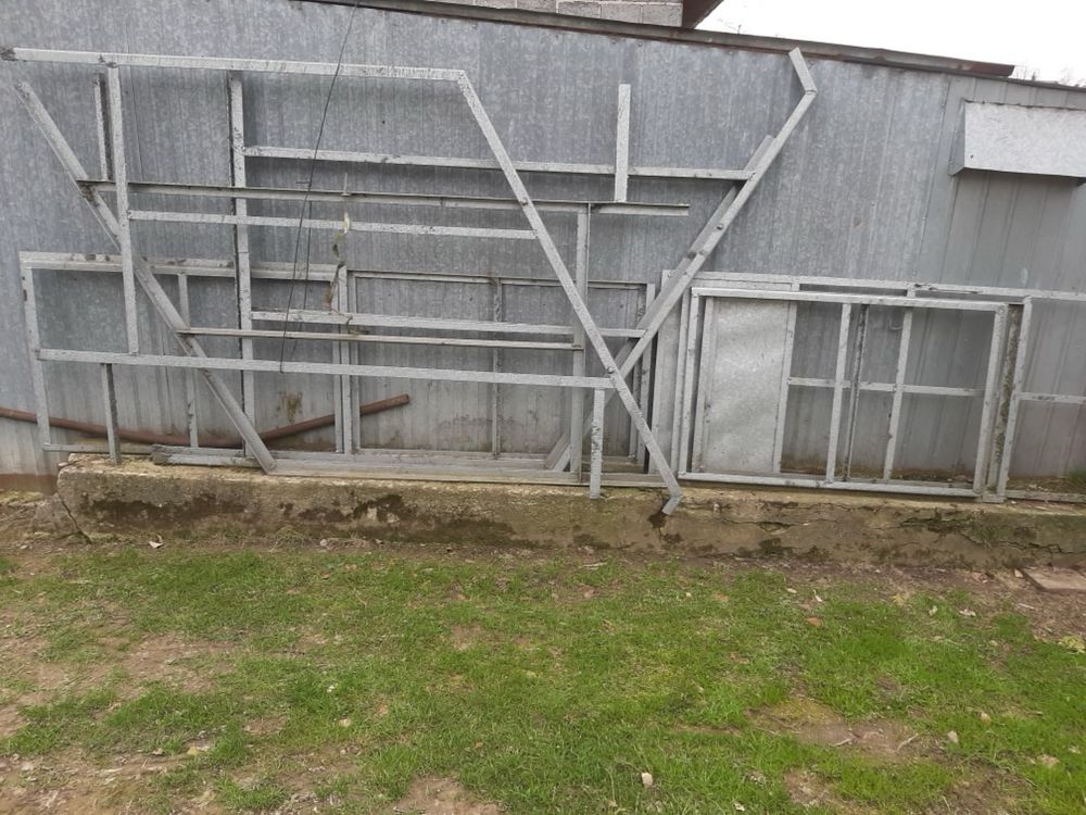 Sprzedam konstrukcjie stalową ocynkowaną na szklarnie 6x3
