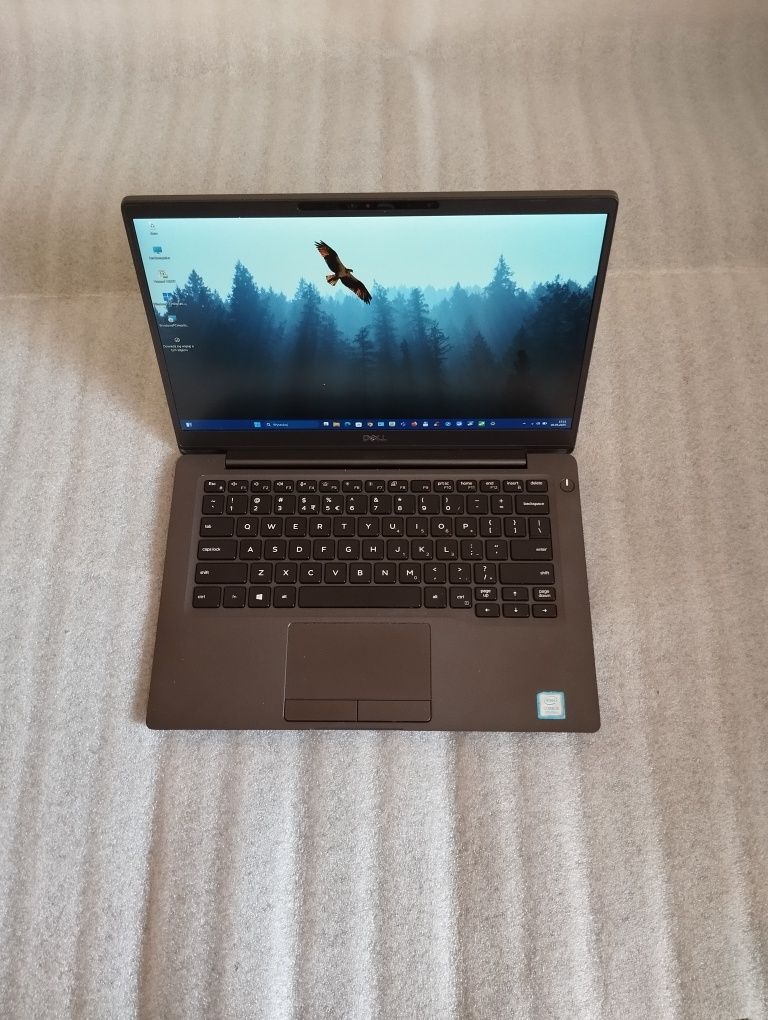 Laptop Dell Latitude 7300