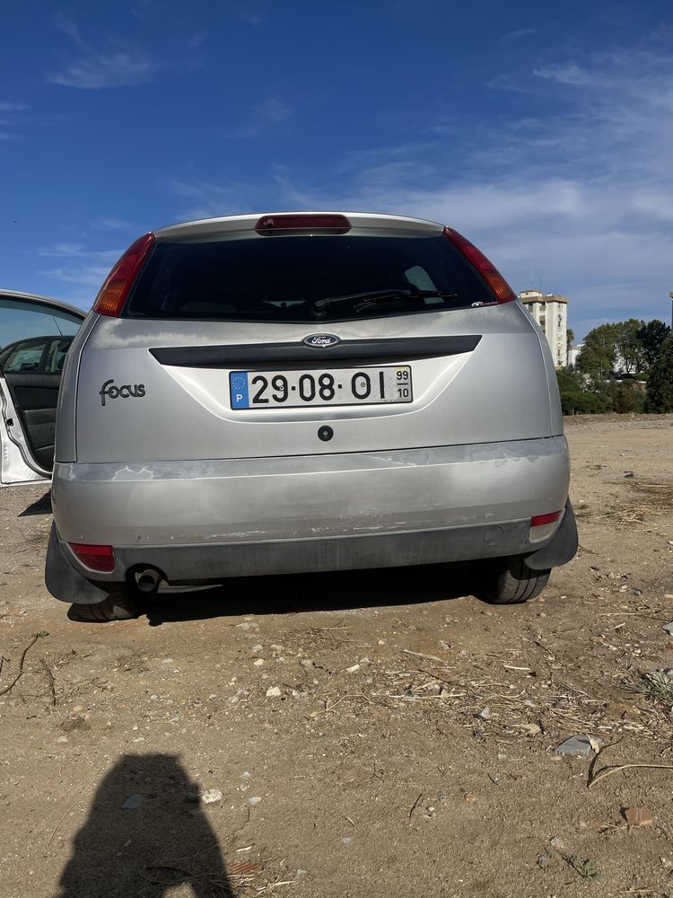 Vendo Ford focus 1.6