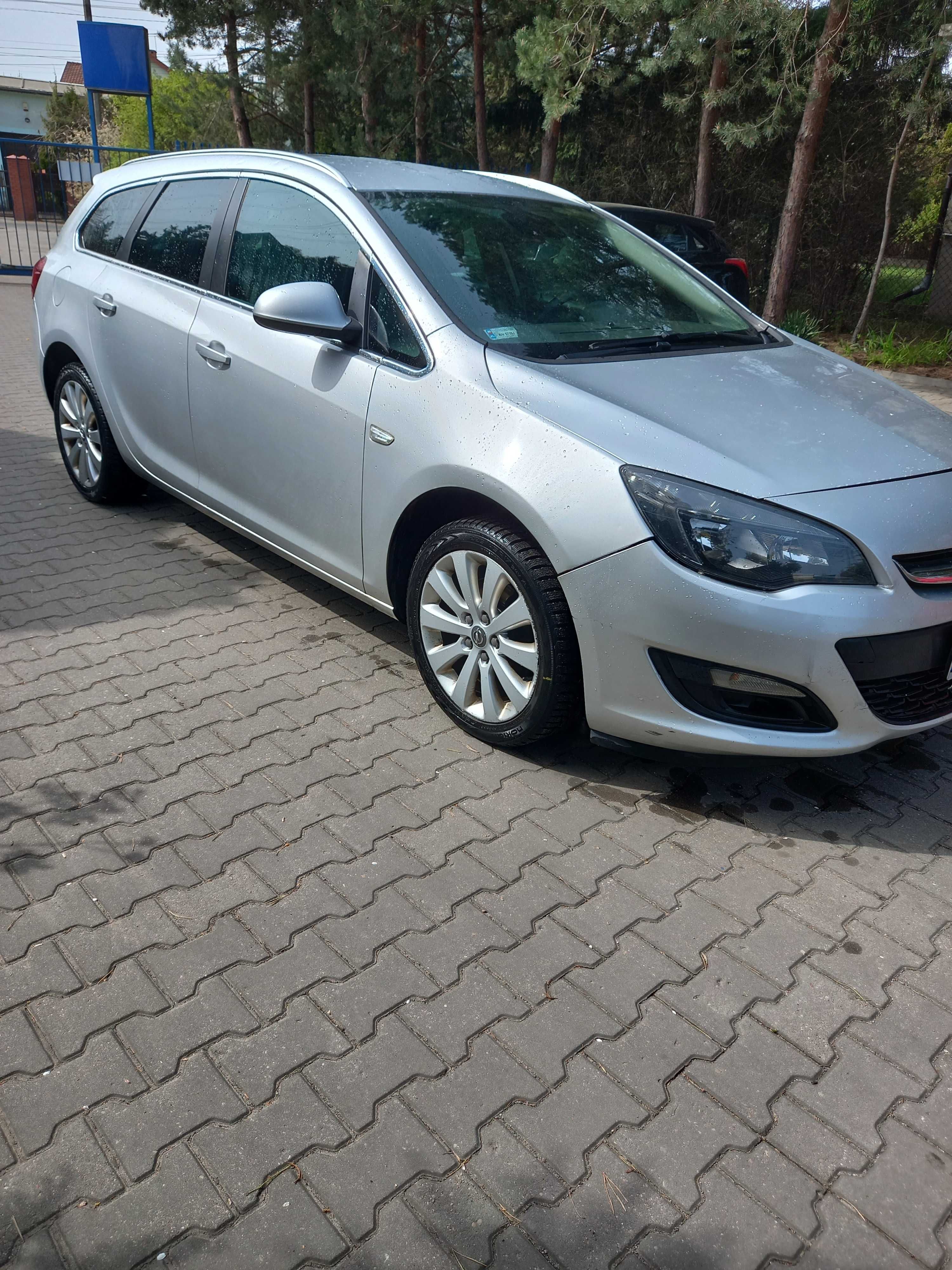 Astra J 1.6 136 KM