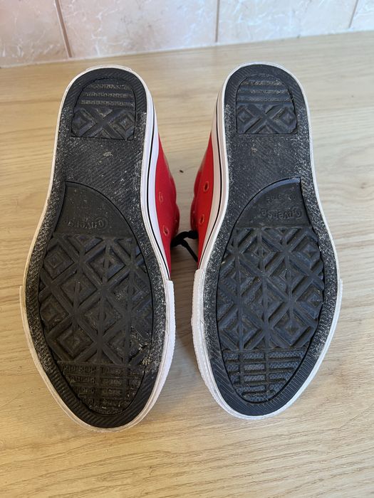 Wysokie, wsuwane trapmki Converse, r.35