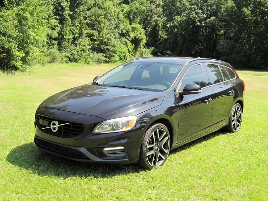 Volvo V60      2018