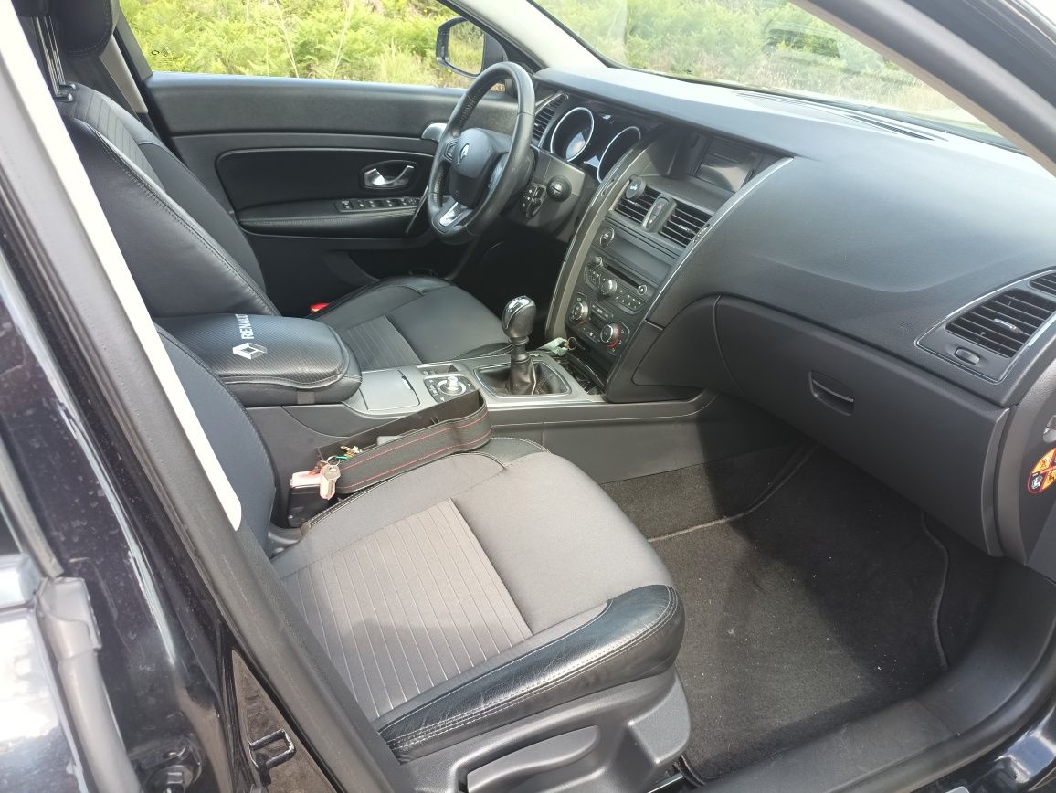 Renault Latitude