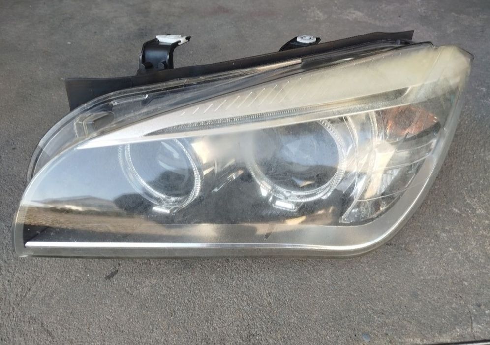 Polerowanie lamp samochodowych i lakierów