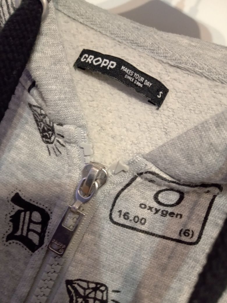 Bluza damska z Cropp.