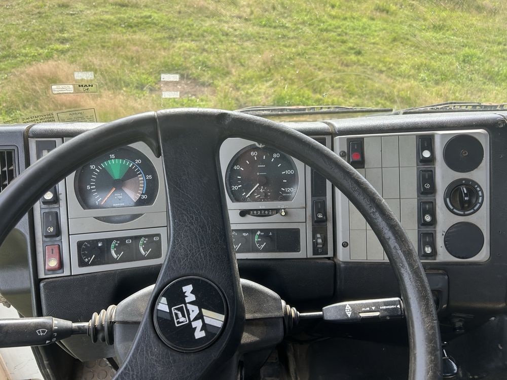 MAN 18.284 wywrotka  4x4 reduktor