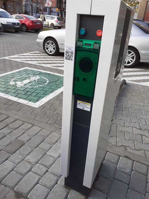 Зарядна станція для електромобіля Schneider EVLINK 22кВт - EVP2PE2222R