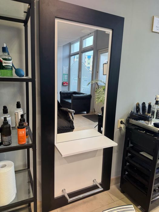 Lustro firmy Ayala do salonu fryzjerskiego