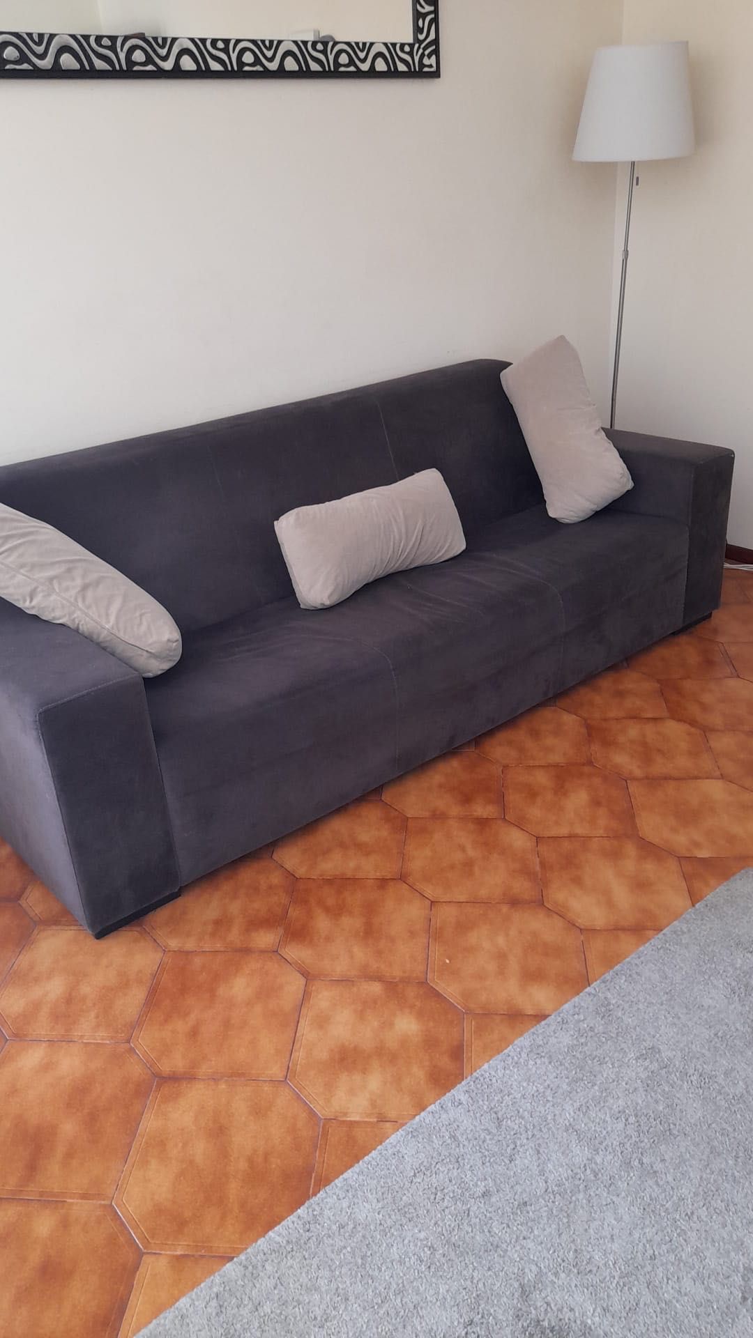 Vende-se sofá usado