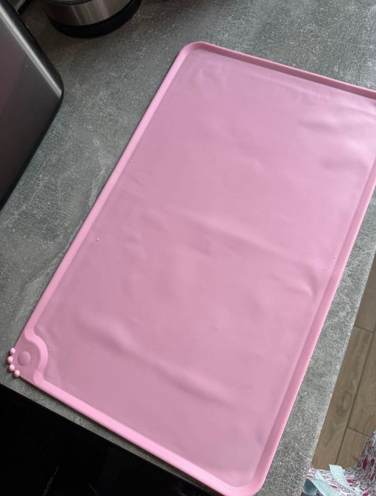 Рожевий Силіконовий килимок під миски для собак та кішок 48х30см