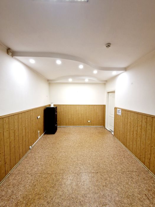 Вул. Костенко! 100кв.м в центрі міста!