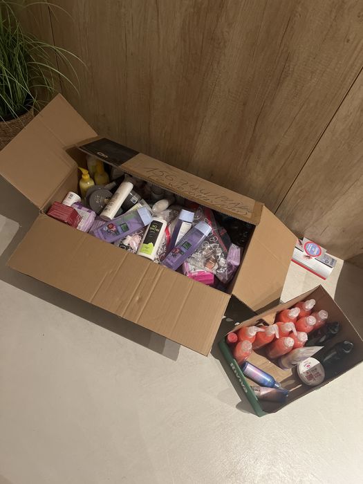 Kosmetyki zapas duza ilosc