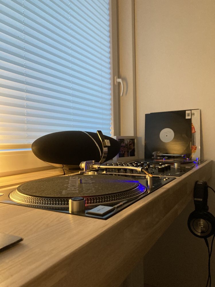 Szafka półka pod na gramofon gramofony mikser dj booth