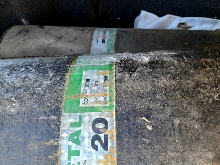 Rolos de tela de aluminio e alcatrao