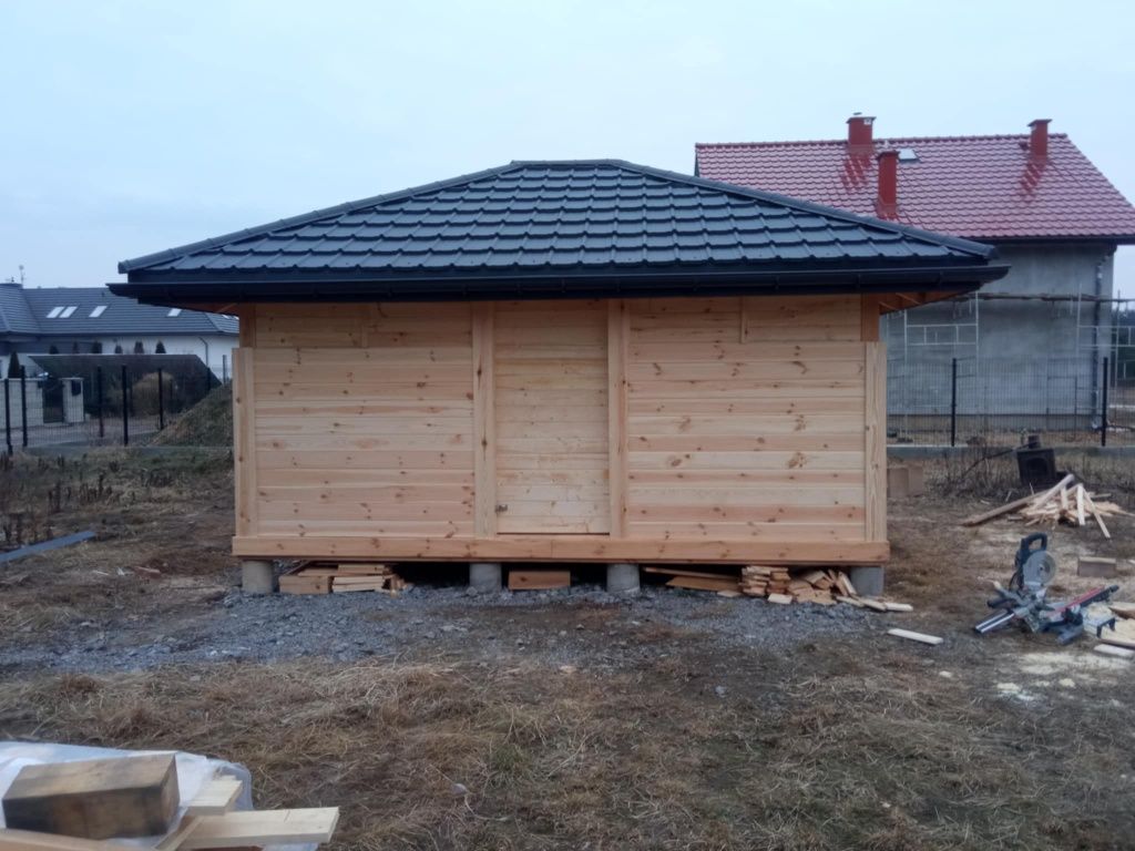 Usługi ciesielsko dekarskie, podbitki , wiaty, eternit .