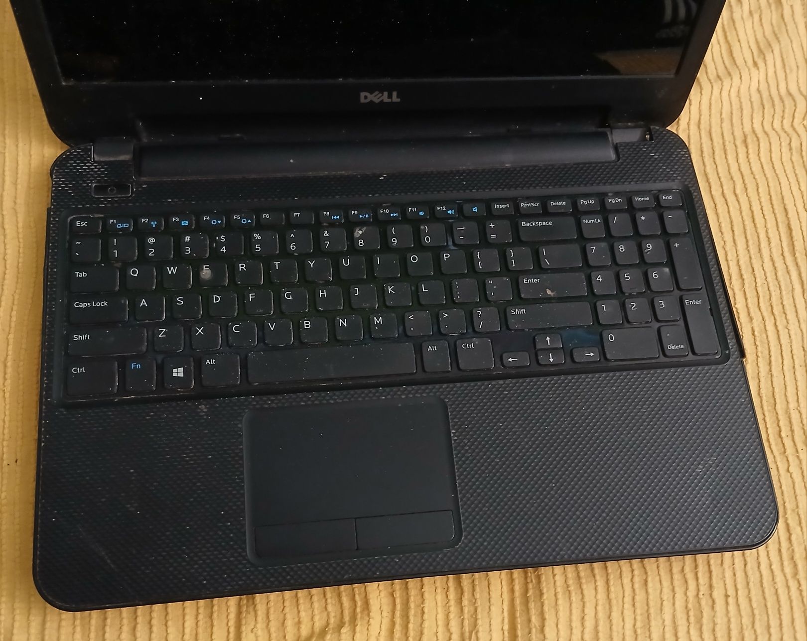 Portatil Dell para Arranjo ou peças não da sinal sem Carregador