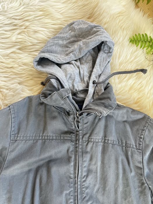 Kurtka dziecięca, szara, z kapturem, rozmiar 122 / 128