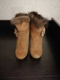 Продам новые женские ботинки натуральный замш,зима.