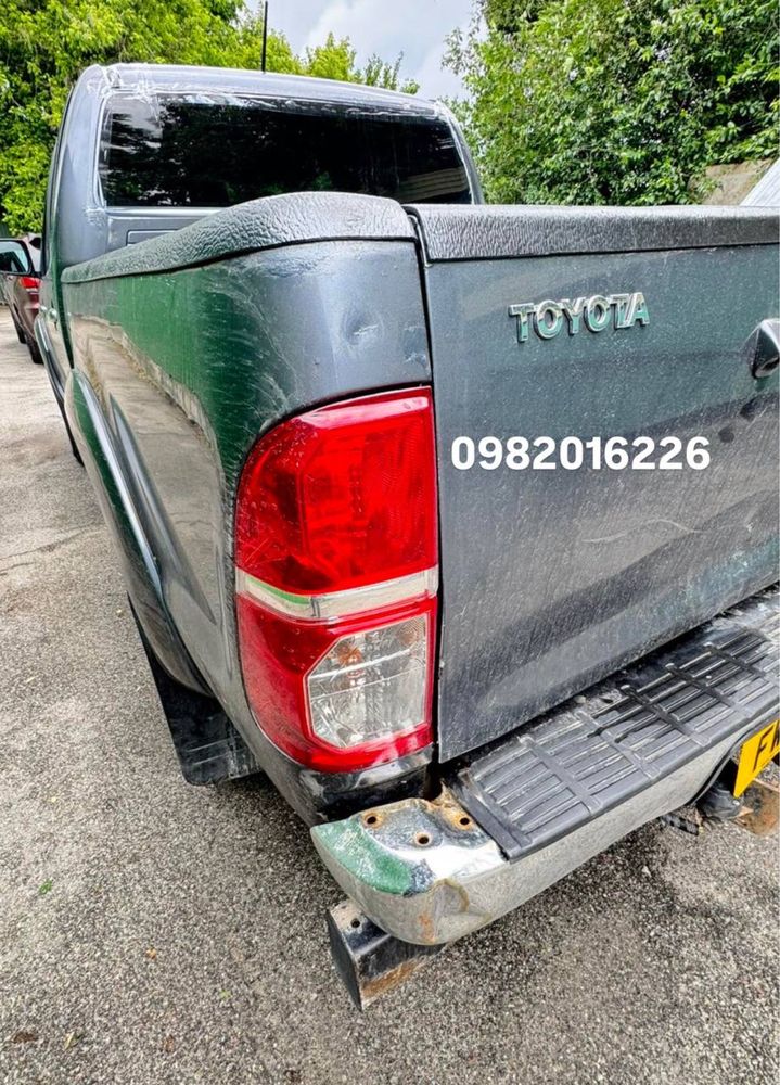 Toyota Hilux 2012-2015 рестайл Розбірка разборка шрот по запчастинам