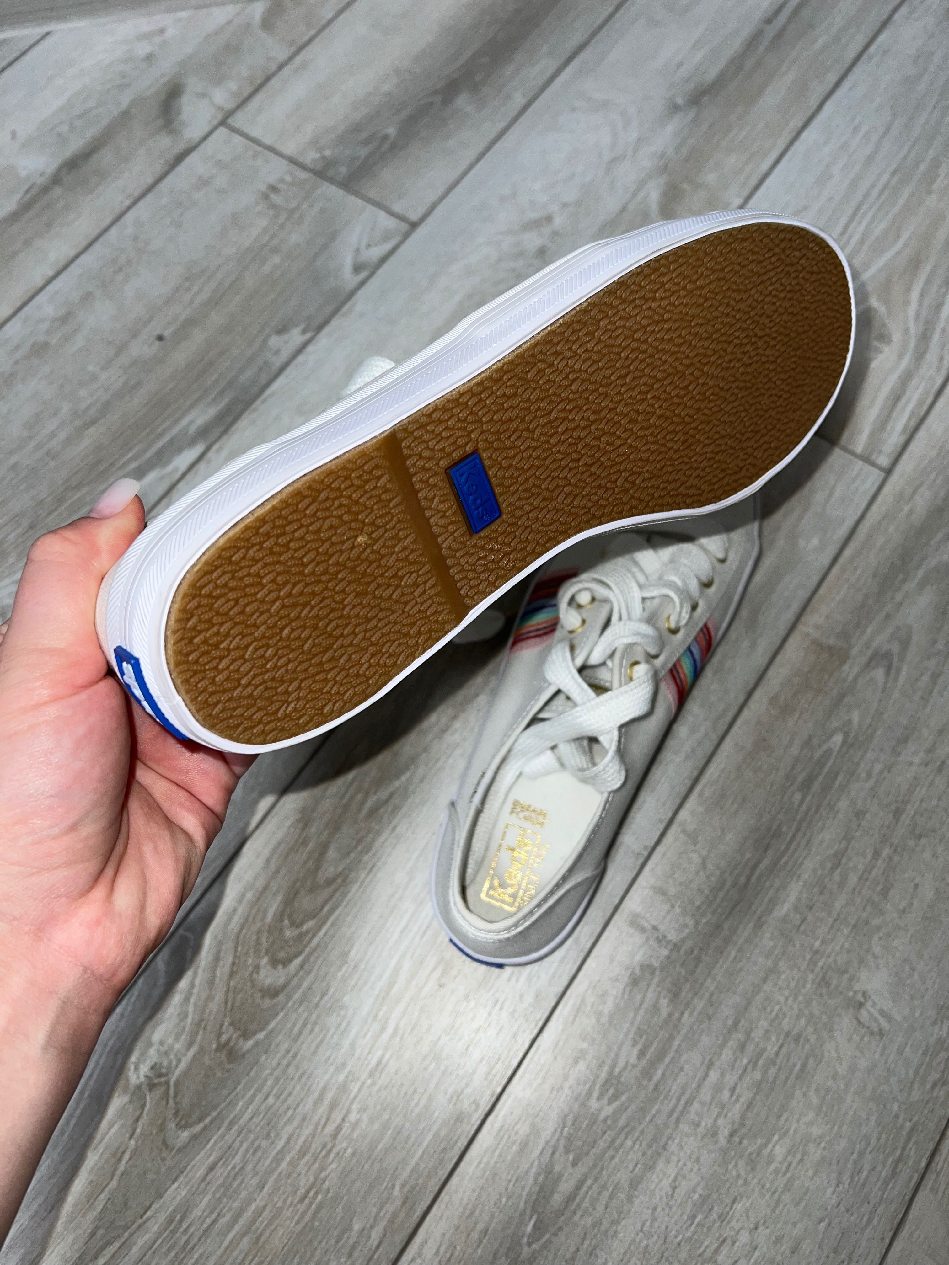 Нові кеди від Keds