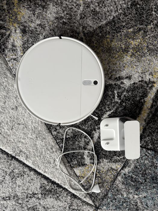 Sprzatajacy Xiaomi Mi Robot Vacuum-Mop 2 Lite - sprawny, malo uzywany